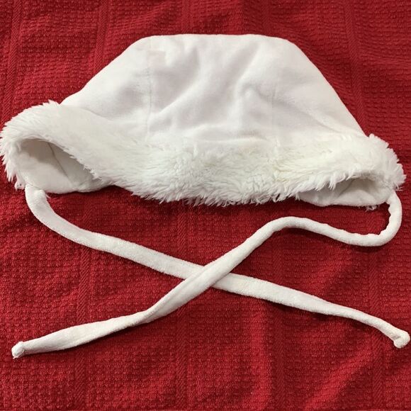 Sesame Street | Baby Girls Soft White Fleece Faux Fur Winter Bonnet With Ties - Picture 3 of 4